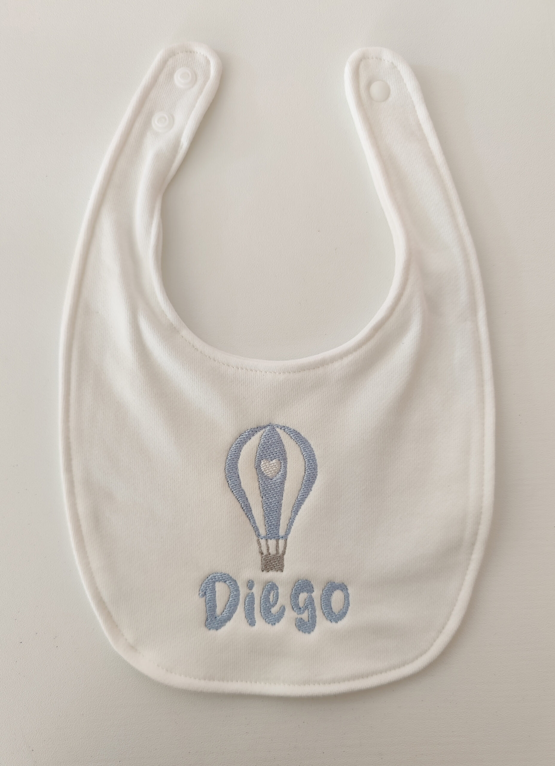 Bavaglino con nome Diego Mongolfiera